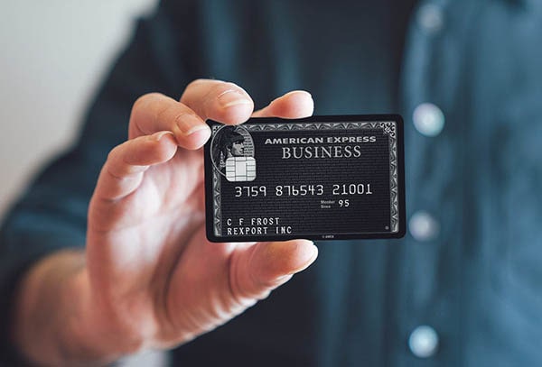 Những người sở hữu thẻ đen (Black card) ở Việt Nam và Thế Giới