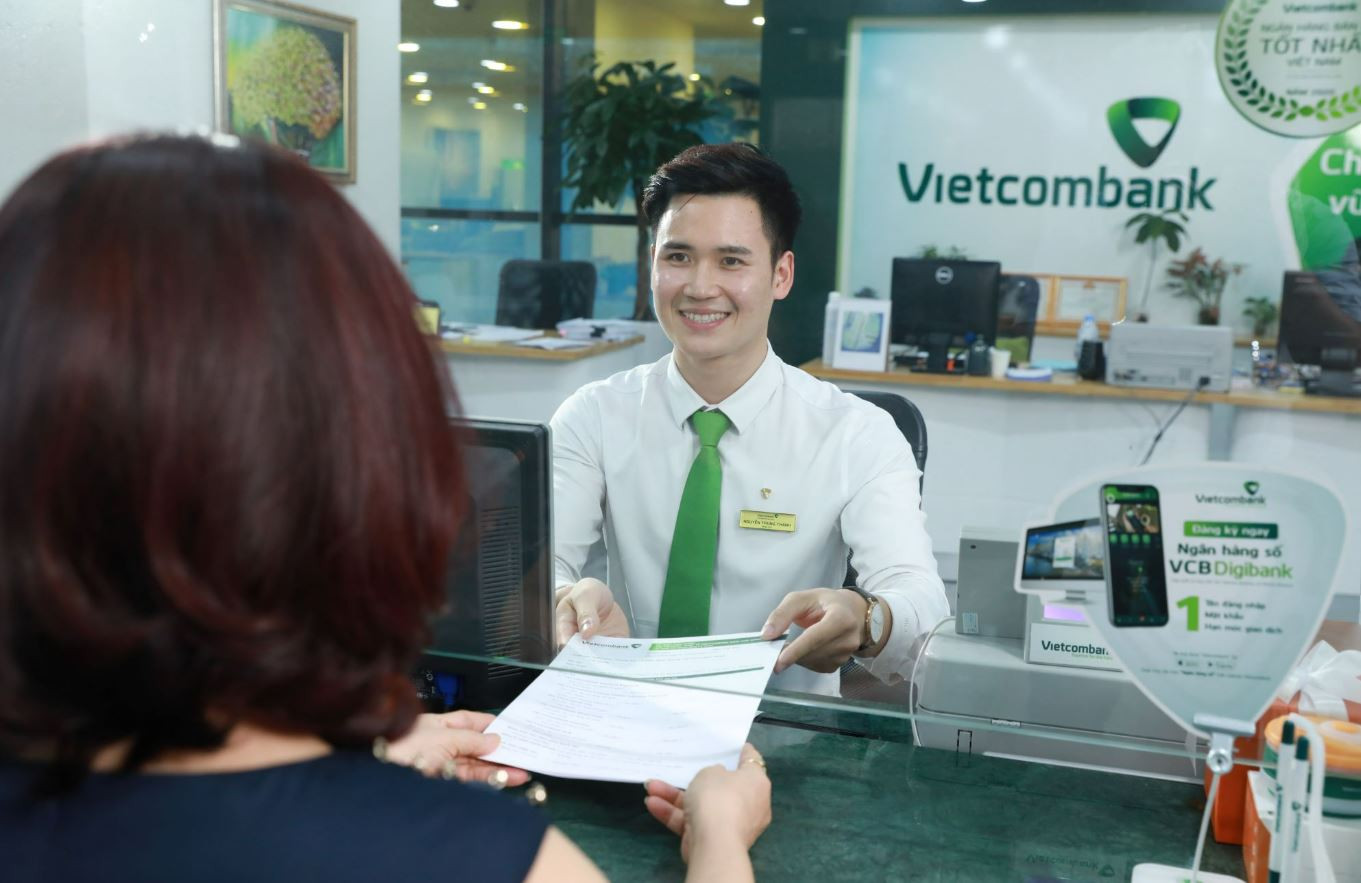 Thẻ đen Vietcombank cần bao nhiêu tiền? Điều kiện sở hữu thẻ đen VCB mới nhất 2024