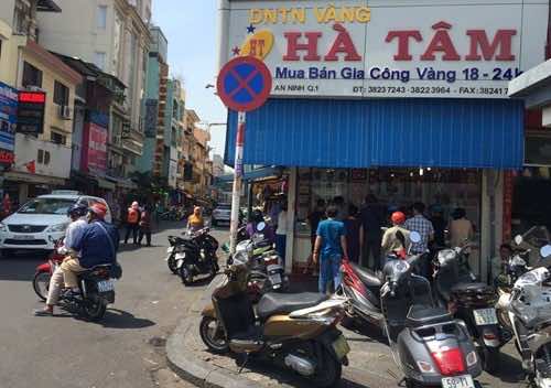 Best places to exchange money in Saigon Ho Chi Minh City Vietnam - KIM TRAVEL