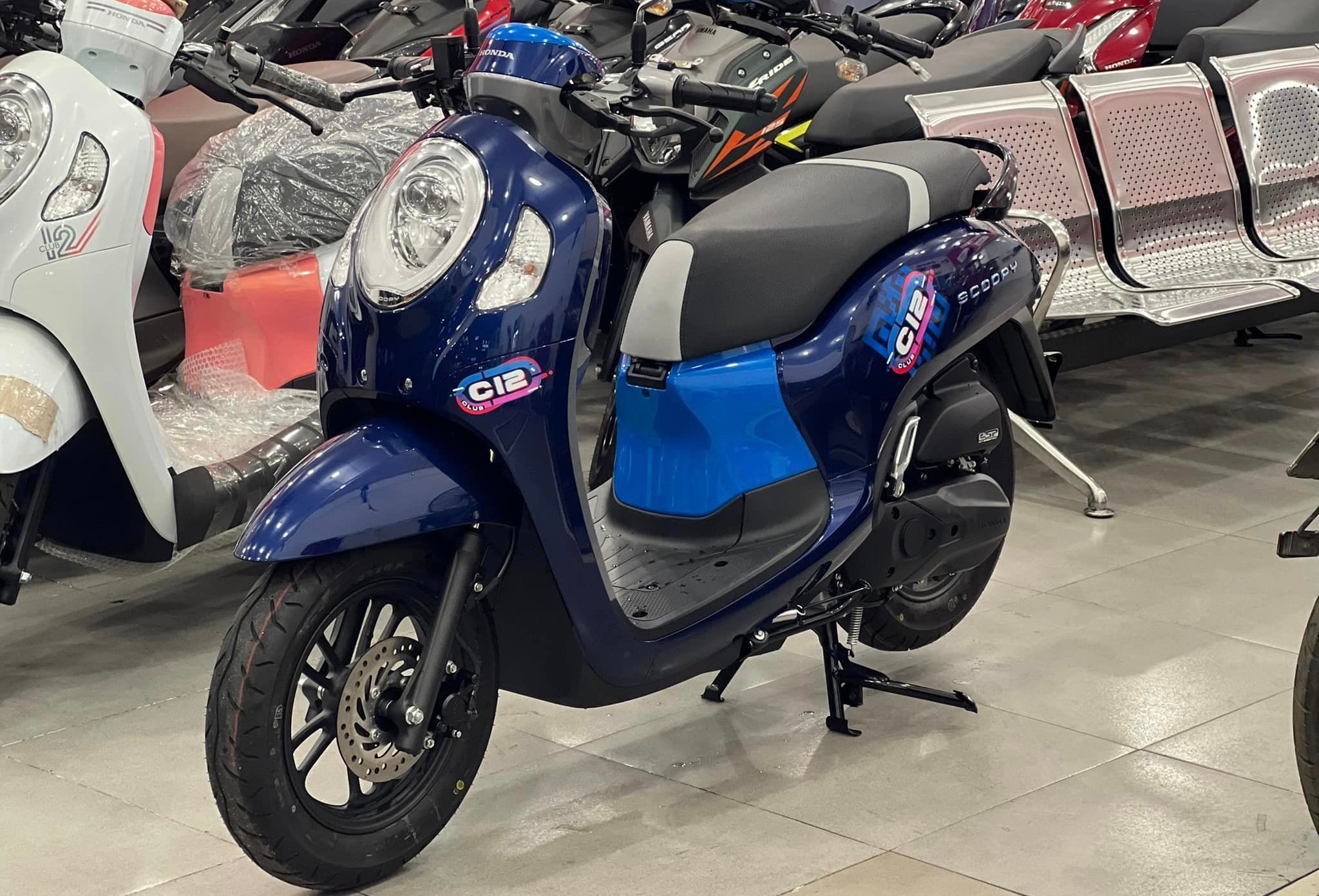 Honda Scoopy 2023 ‘Made in Thailand’ về Việt Nam, giá bán gấp đôi Vision