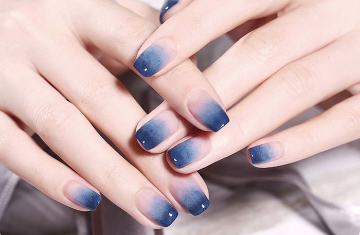 55+ Mẫu nail màu xanh dương nhạt: Làm đẹp nhẹ nhàng, cuốn hút cho phái đẹp