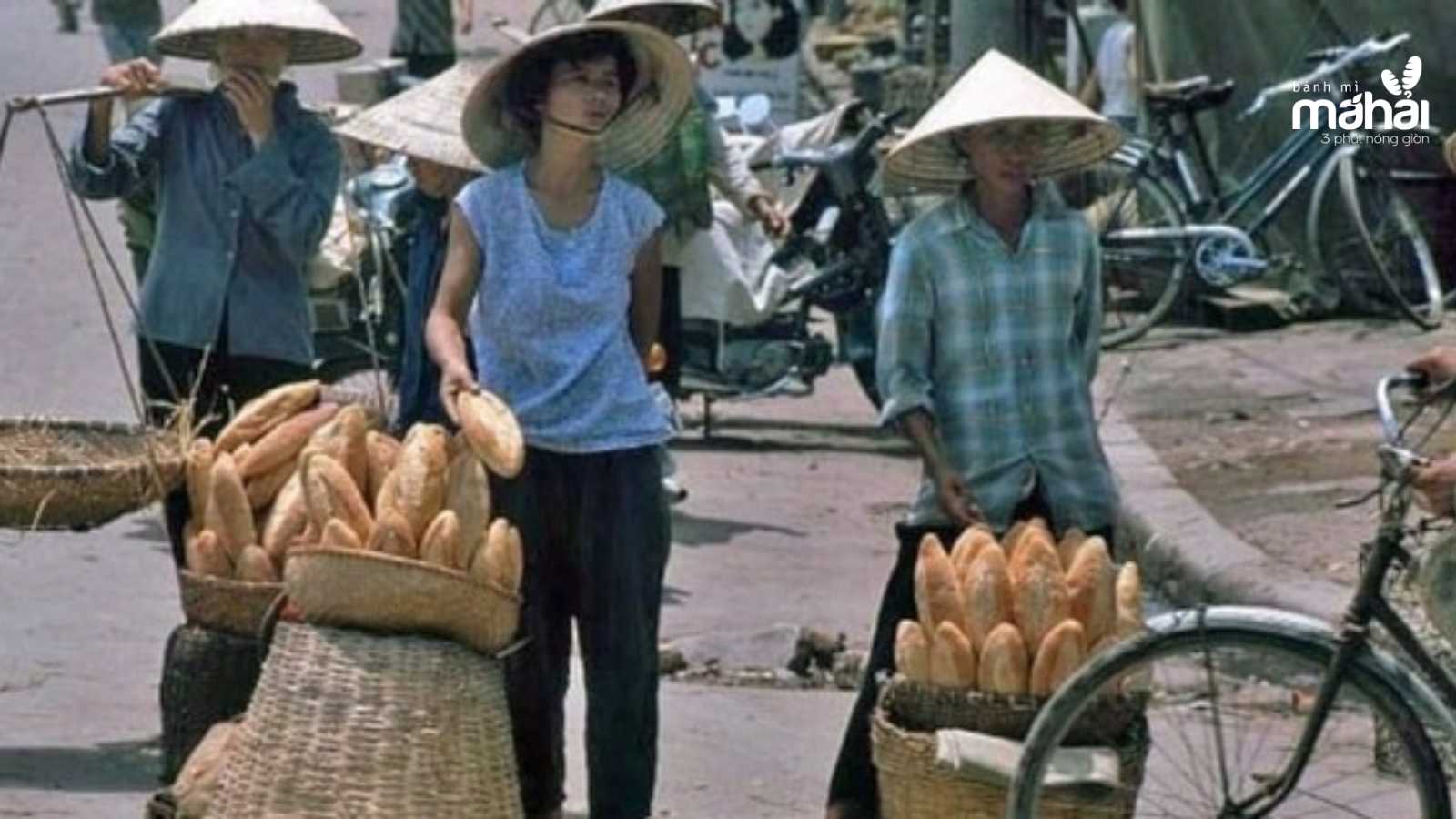 Bánh mì Hà Nội truyền thống có hương vị như thế nào?