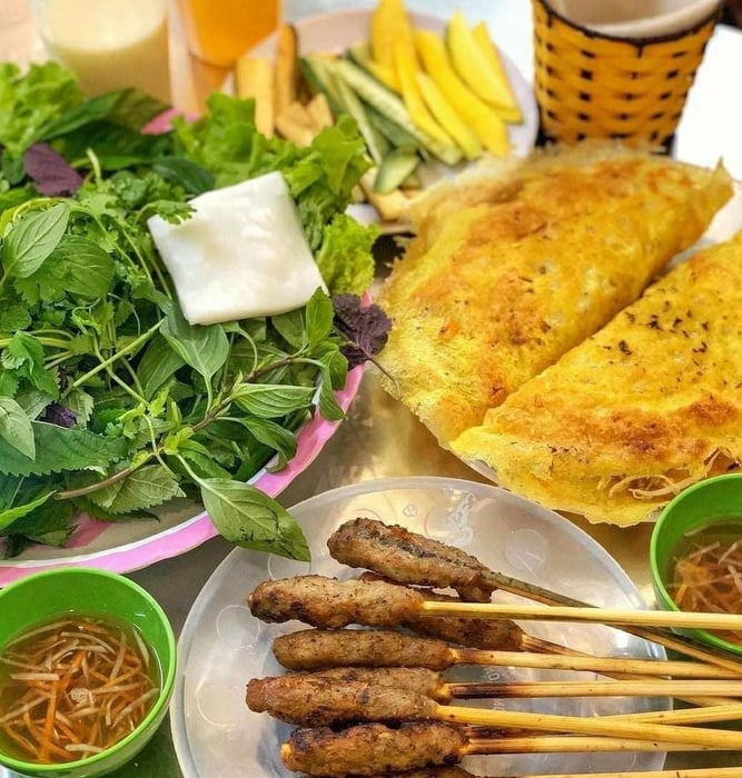 Những địa chỉ bánh xèo thơm ngon tại Hà Nội mà bạn không nên bỏ lỡ