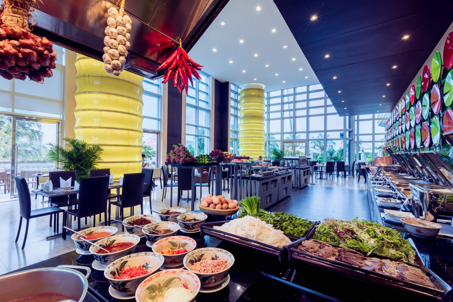 15 ĐỊA CHỈ NHÀ HÀNG BUFFET HẢI SẢN ĐÀ NẴNG NGON, NỔI TIẾNG 2022 | Vincom