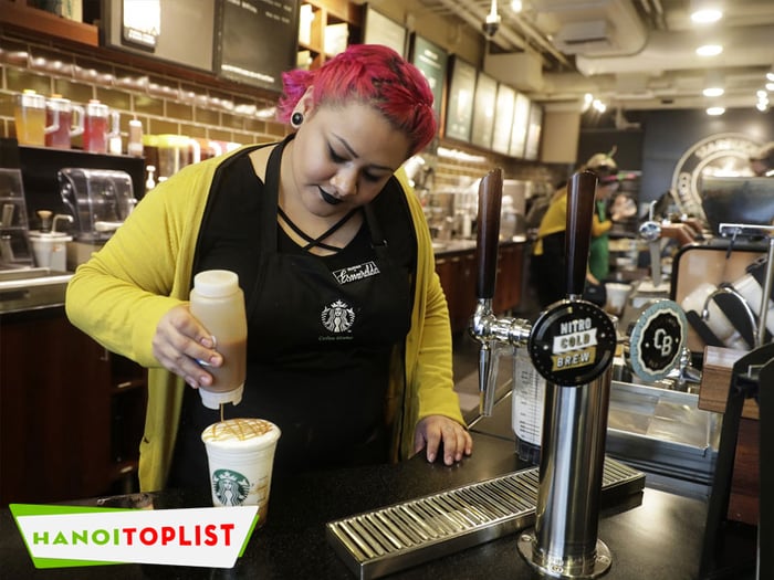 Danh sách các cửa hàng Starbucks tại Hà Nội được yêu thích bởi giới trẻ